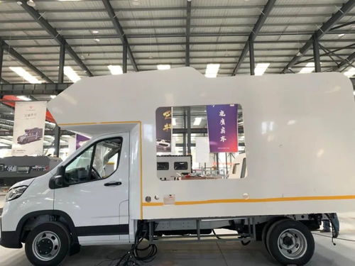 第八期 走進工廠,帶你揭秘看不到的房車板材工藝制作